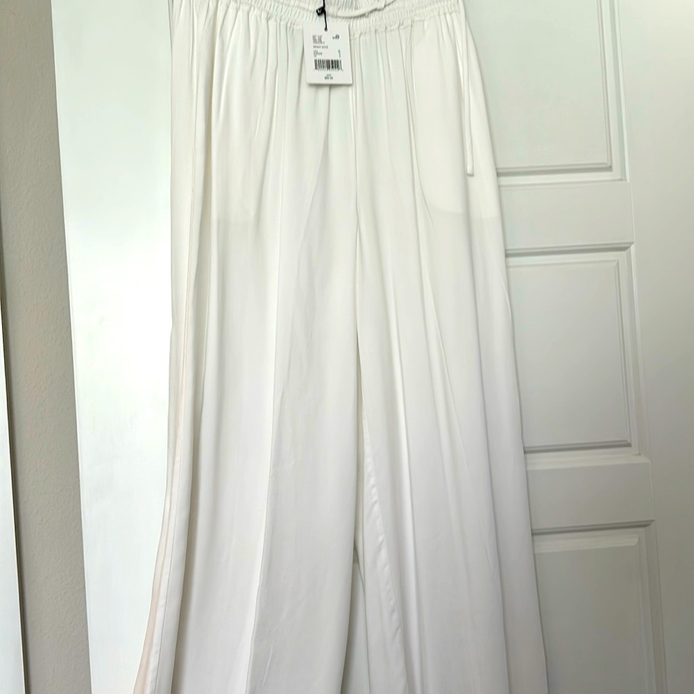 So small white pants